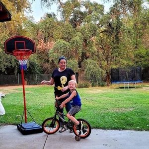 Meet your Posher, Antoinette